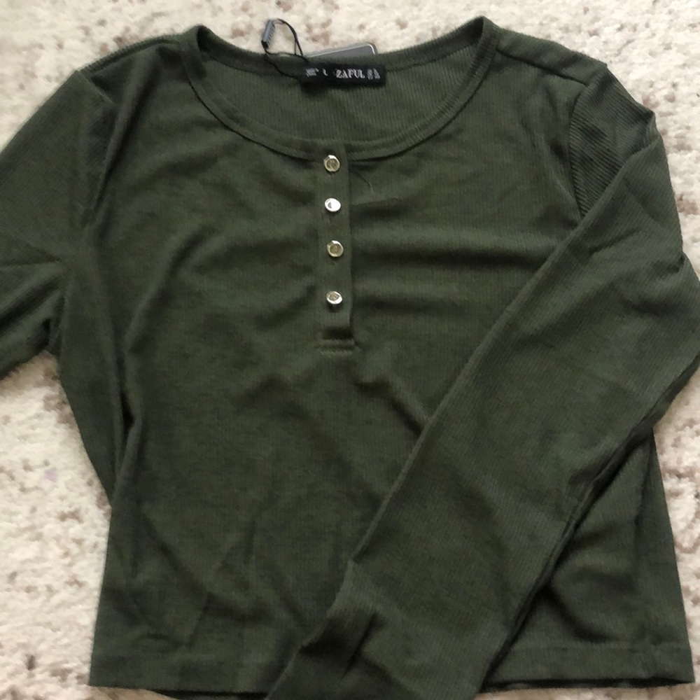 Cropped knit tee; forest green